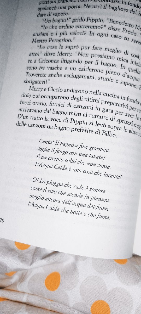 Be_the_change14's tweet photo. Celebriamo la giornata mondiale dell'#acqua con la #canzone da bagno preferita di #BilboBaggins ♥️
#GiornataMondialeDellAcqua #WorldWaterDay #ilsignoredeglianelli #lacompagniadellanello #Tolkien #OttavioFatica https://t.co/tX9TW6Gnja