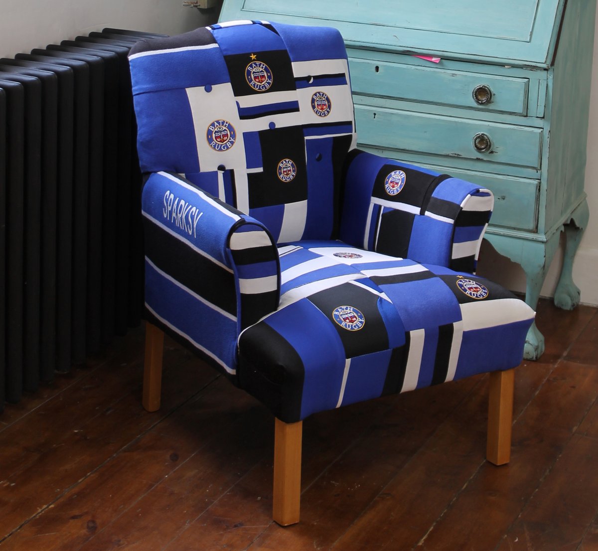 patchworkchairs's tweet photo. Recycled these @BathRugby shirts if you like please recycle this tweet https://t.co/8rrMlE1kIM