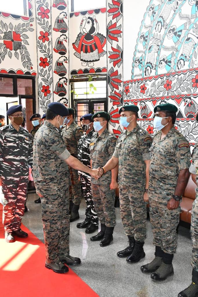 crpfindia's tweet photo. The josh is high: During his Bihar visit, Sh. Kuldiep Singh, DG #CRPF met the gallant officers and men of @205CoBRA and #159Bn #CRPF who neutralized 4 Maoists in an operation in Gaya, Bihar on 16/03/2021. The DG commended the courage of the Bravehearts and congratulated them. https://t.co/iXyOdmBfOl