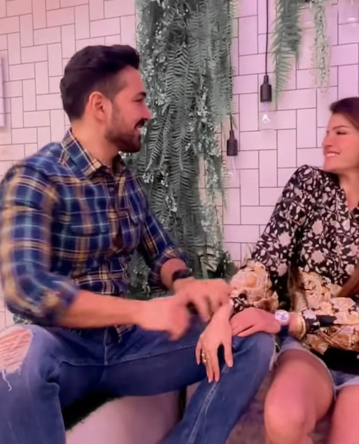 classysassybeau's tweet photo. Cuties ♥️

@RubiDilaik @ashukla09 #RubinaDilaik #AbhinavShukla https://t.co/w8qwdS13zQ