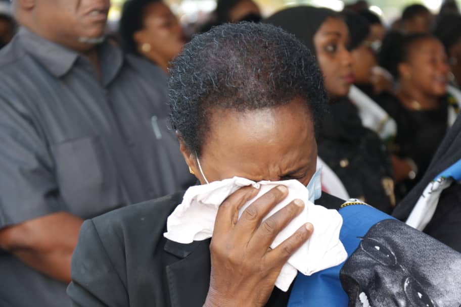 dailynewstz's tweet photo. Members of Parliament struggle to hold back tears as they were paying last respects to the body of the fallen President John Magufuli at #Bunge grounds in #dodoma.
#ripmagufuli😭
#dodomacity https://t.co/wIzHggu8z9