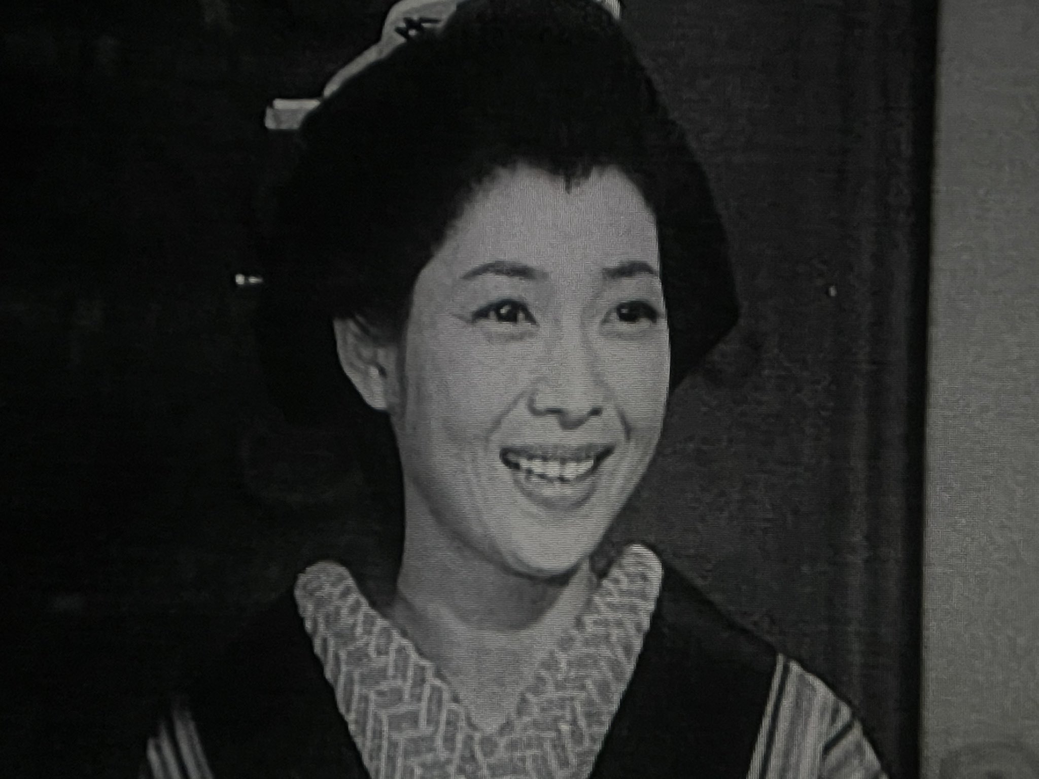 ট ইট র 佐藤利明 娯楽映画研究家 Todamanabu パロディだけど 若山セツ子さんの可愛いお蝶が復活しただけでも嬉しいです T Co Yqi8vqufuo ট ইট র