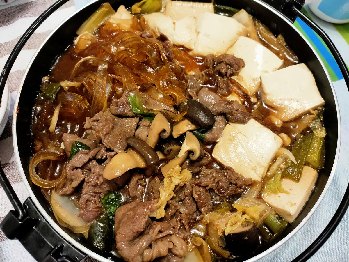 は み 今日は大黒本しめじを入れたすき焼き 大黒本しめじはもちろん 葛切りがめちゃくちゃ美味しい 明日からの1週間がステキな1週間になりますように Sexyzone Let Smusic