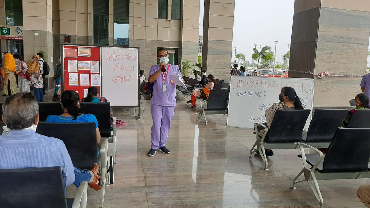 AIIMSNagpur's tweet photo. The Nursing officers @AIIMSNagpur conducted various IEC activities to raise public awareness on #tuberculosis with special emphasis on early detection and highlighted the importance of treatment completion.
#TBAwarenessWeek #TheClockIsTicking #StopTB https://t.co/fM7AXZNRBL