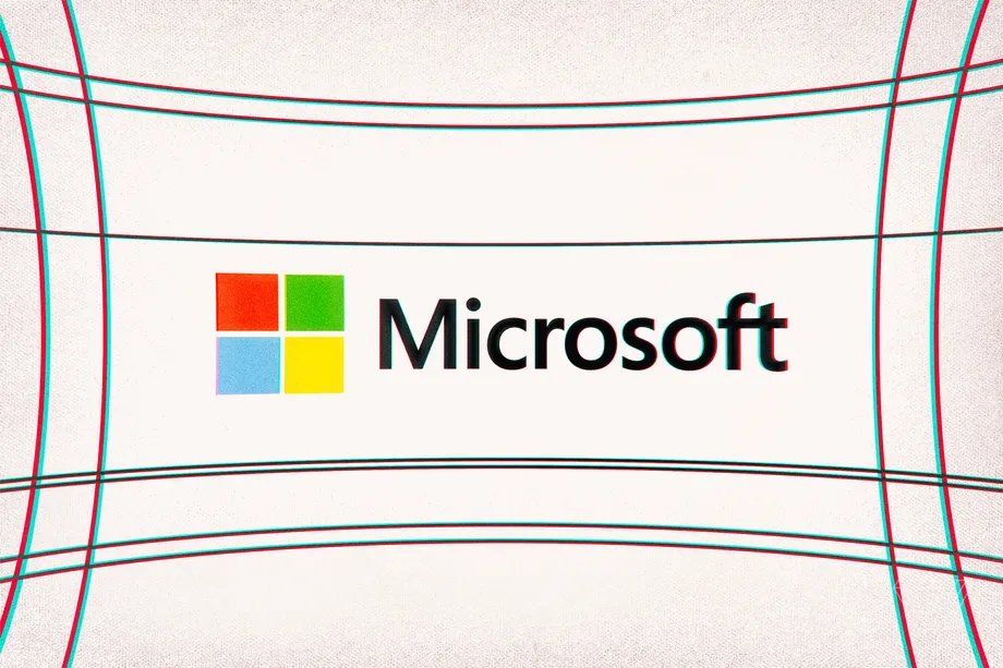 tomwarren's tweet photo. Microsoft will start reopening its US headquarters on March 29th. It's part of several stages in reopening its offices fully, but Microsoft is focusing on a future hybrid of remote work / office work. Details here: https://t.co/nxlggeBnS7 https://t.co/TV0teWa1et
