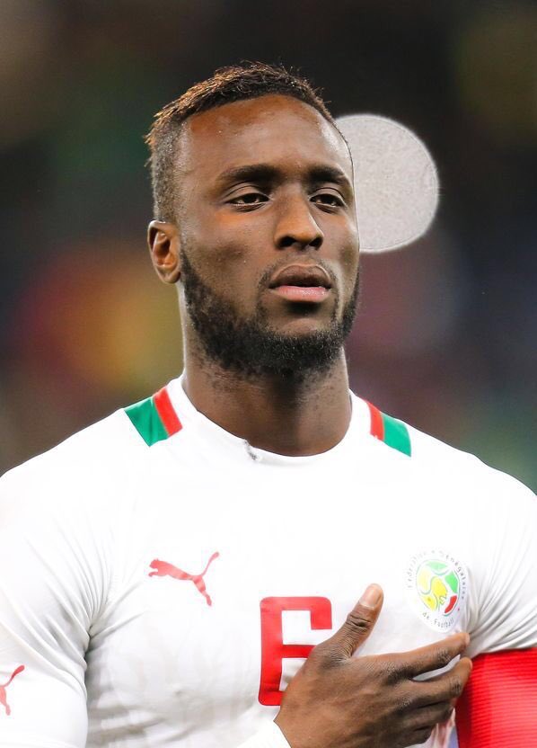 JoueursSN's tweet photo. 🎂 Joyeux Anniversaire à @LamineSane06 qui fête aujourd’hui ses 34 ans. 

L’ancien capitaine compte 35 sélections sous le maillot des Lions de la Terenga 🇸🇳🦁 https://t.co/icHvowLcNu