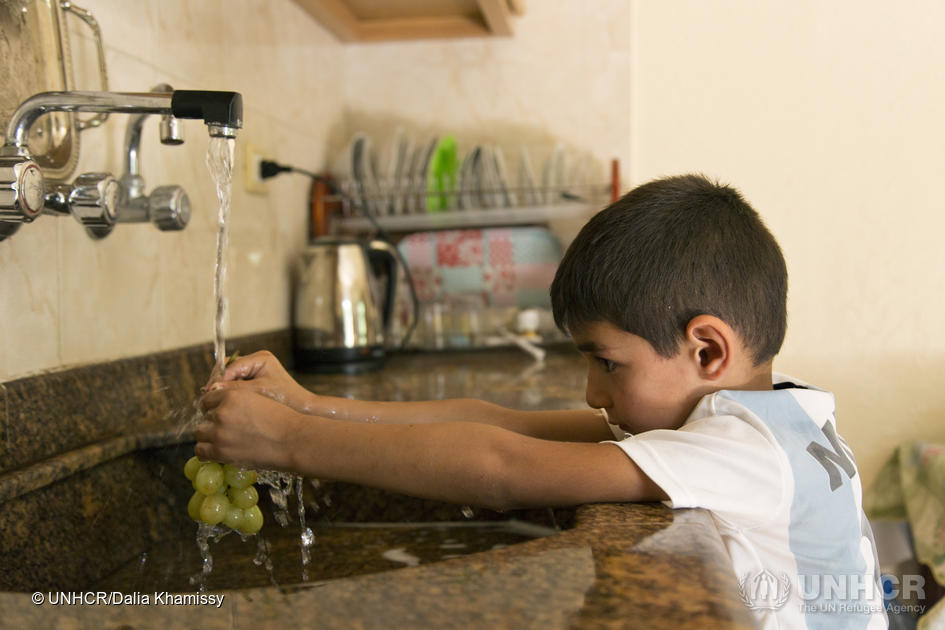 Refugees's tweet image. Three billion people around the world lack soap and water at home to practice good hand hygiene. 

Yet, while COVID continues to be a global threat, it's more important than ever for everyone to have access to soap and clean water. #WorldWaterDay #Water2Me