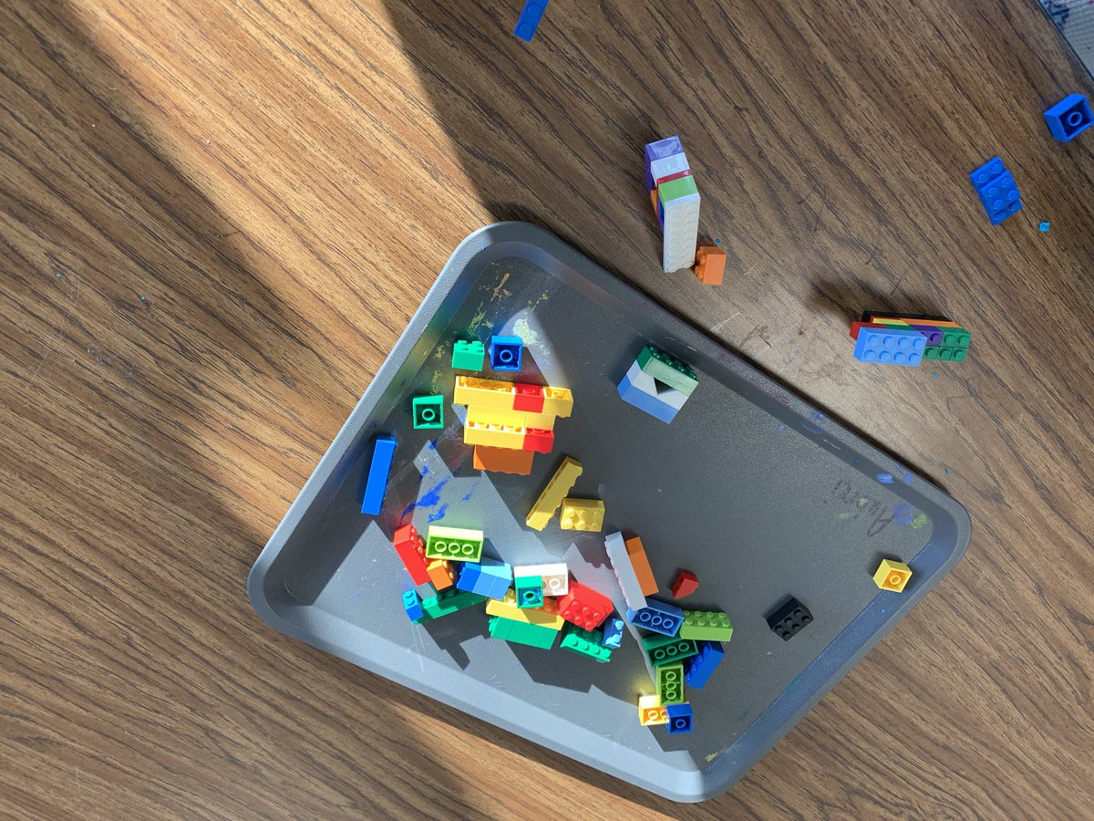 KathrynM101's tweet image. Wonderful to visit students in @kind_n_kinder ‘s class and see #MakerMorning in action. @moore_magnet #MooreTogether #CelebrateMonday