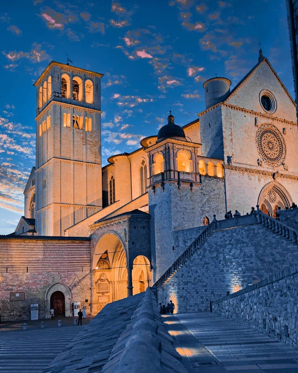 __Liliana____'s tweet photo. Assisi https://t.co/wNWr2T3BDE