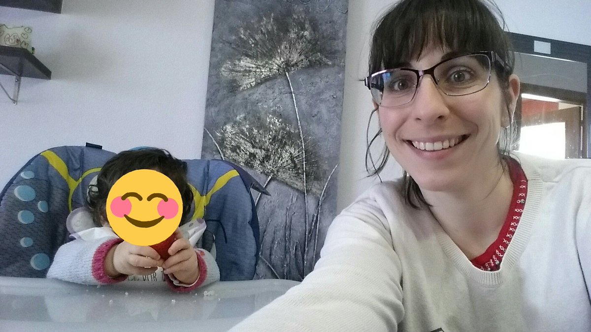 Me &amp; mini-me ready for the opening ceremony &amp; first plenary kecture of <a href="/ipc2021/">ipc2021</a> #phycologist #motherinscience #seaweeds #ipc2021chile #onlinecongress