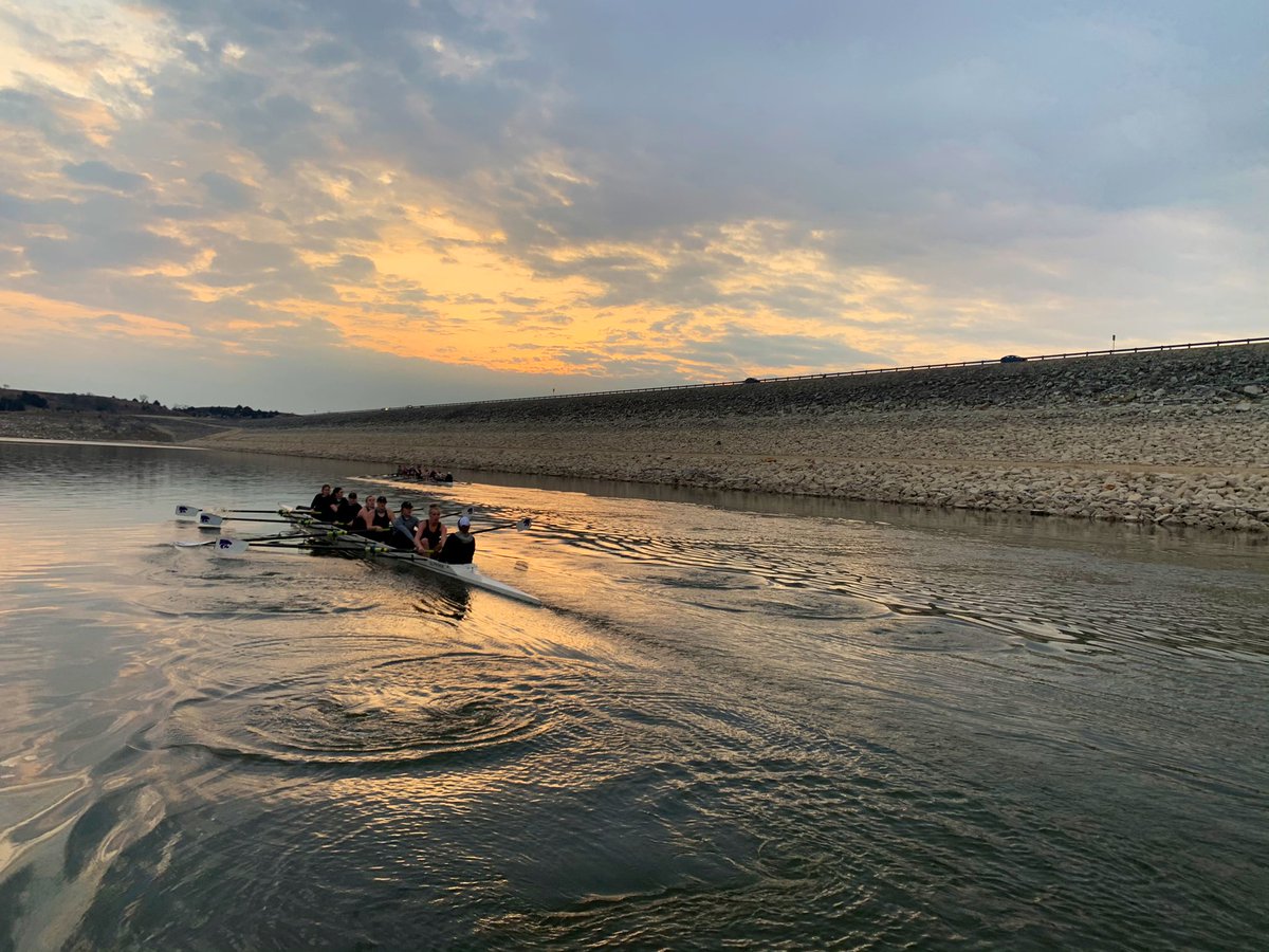 KStateROW's tweet photo. Glassy Morning Sunrise 🌅 https://t.co/zxlQPNVs8Z