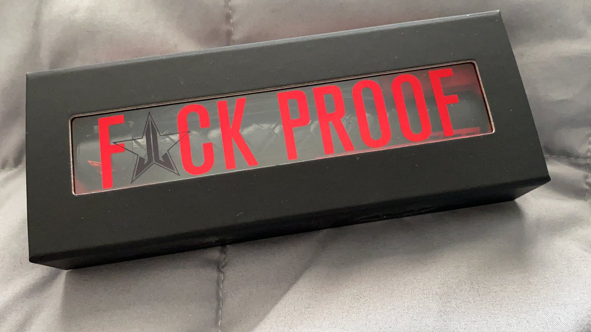 KMills1995's tweet photo. @JeffreeStar The baddest bitch has arrived ❤️🤪❤️ https://t.co/gV4BJUJP9b