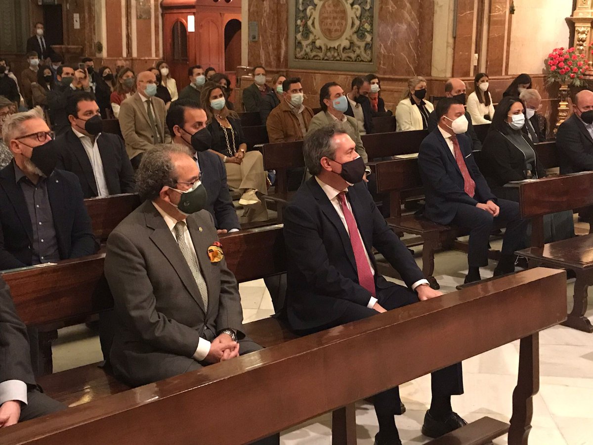 DediCares's tweet photo. Renovamos nuestro compromiso con #Sevilla y sus tradiciones colaborando un año más con el cartel ‘Cíngulo y Esparto 2021’, que el programa @CinguloyEsparto de @OndaCero_es edita para anunciar los días grandes de la ciudad: https://t.co/hWCVn7KV1T https://t.co/SKnTR2AqKt