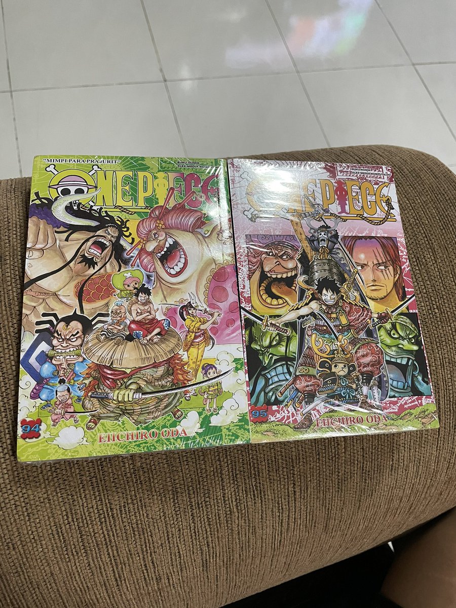 Bentuk perhatian istri yang simple tapi bermakna, dibeliin komik dan ingat jilid berapa yang belum punya❤️