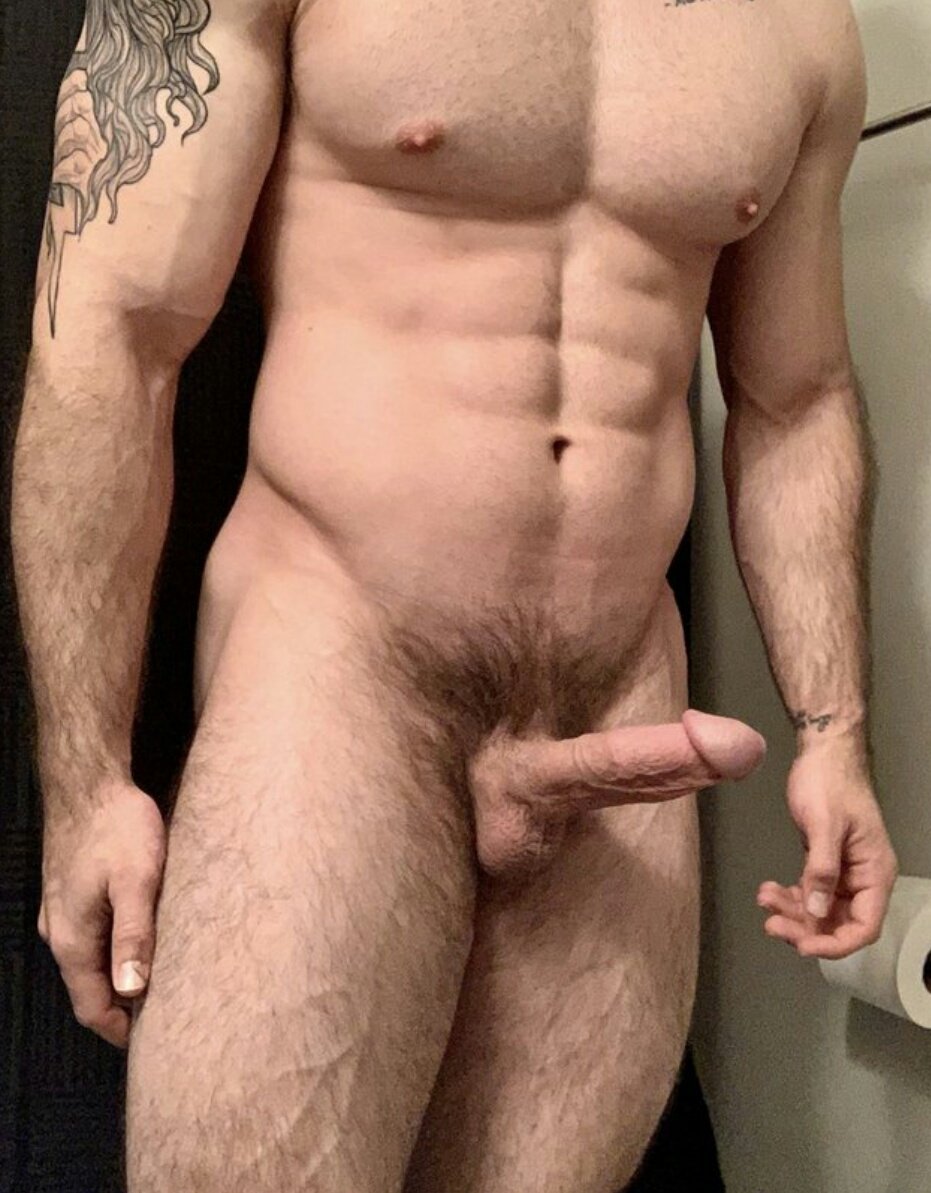 Медиафайл может носить деликатный характер. 