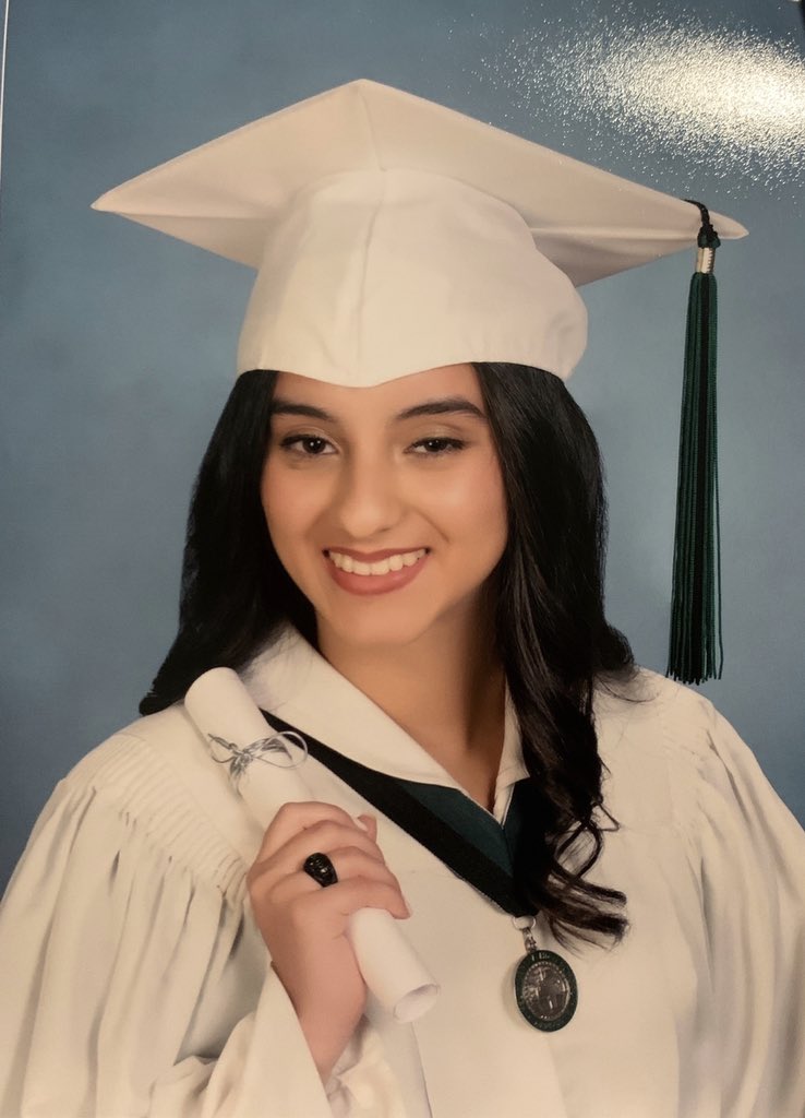 FelixVarelaHS's tweet photo. #SeniorShoutOut #Classof2021 🎉Congrats to Amelie Guevara, has been accepted to #FIU #FGCU &amp; #MDC #WeAre #Varela #Vipers🐍 #MDCPS https://t.co/lvMt6RMG1r