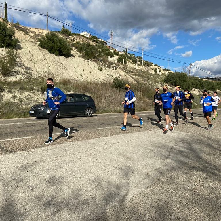 InterJaen's tweet photo. 🎗#InterSolidario | El pasado sábado tuvimos el placer de colaborar en esta carrera/reto solidario de Ubuntu_RS para recaudar fondos para los niñ@s con cáncer.
🏃♂️🏃🏻♀️En este club siempre acogemos estas iniciativas porque forman parte de nuestra esencia como proyecto social. 🔵⚫ https://t.co/JxPCOUBGiF