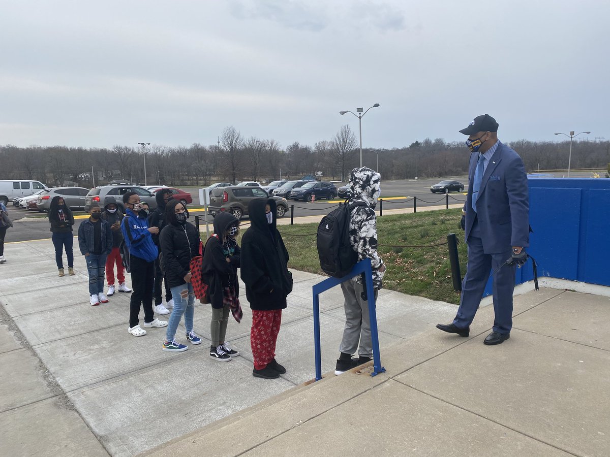 Smith-Hale Middle School tweet media