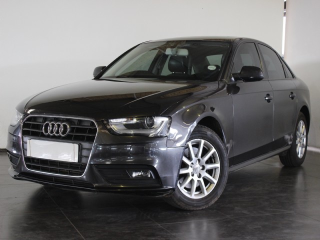 CarmazingSA's tweet photo. 2015 Audi A4 2.0 TDI SE Multitronic
R139900

143582KM
Automatic
Sunroof
Immaculate condition

☎️0834908382 #TheCarDude 

#Carmazing #UsedCarsForSale 
#HumanRightsDay #WeSellCars 
#MondayMotivation #malema https://t.co/u3s0I5MRDW
