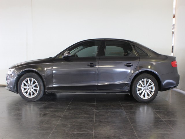 CarmazingSA's tweet photo. 2015 Audi A4 2.0 TDI SE Multitronic
R139900

143582KM
Automatic
Sunroof
Immaculate condition

☎️0834908382 #TheCarDude 

#Carmazing #UsedCarsForSale 
#HumanRightsDay #WeSellCars 
#MondayMotivation #malema https://t.co/u3s0I5MRDW