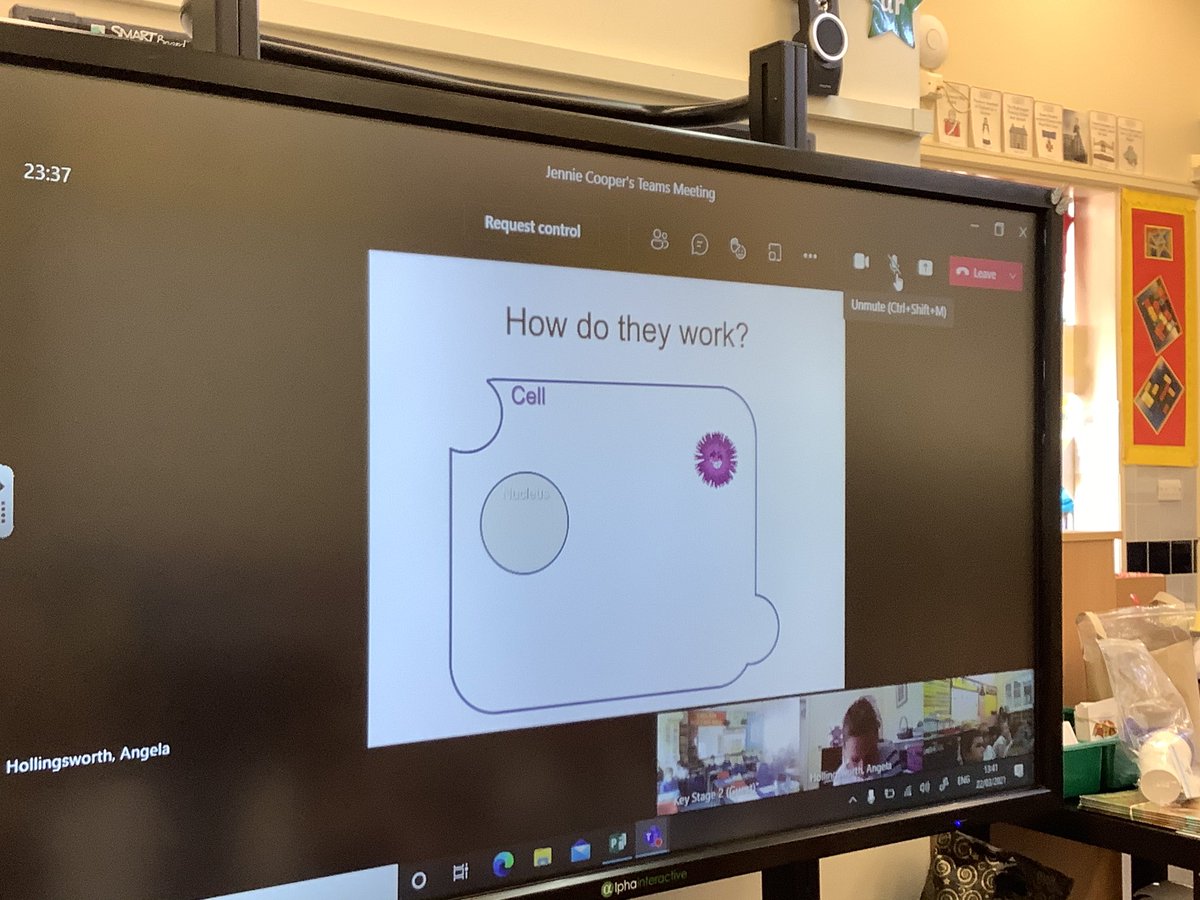 SchoolReedness's tweet photo. We are learning all about viruses with @CrodaSTEM . What a lot of new vocabulary we are learning today! It is a very topical subject at the moment. https://t.co/hulHXw3cwG
