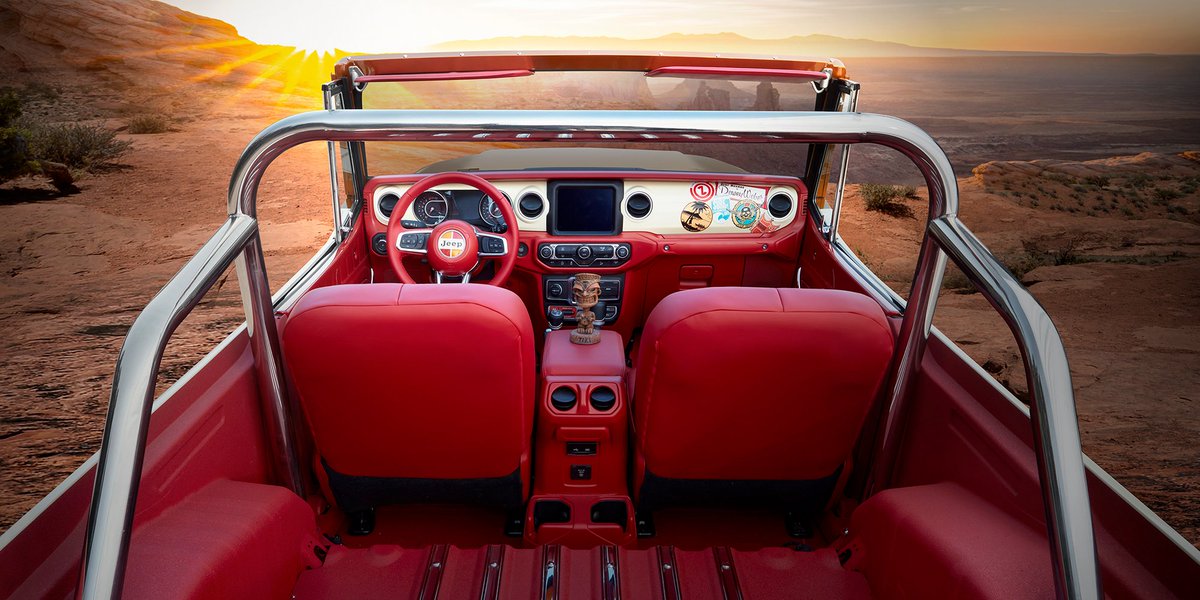 The 2021 EJS Concepts embody fun, freedom and power. The Jeep® Magneto BEV is all-electric and astoundingly capable, while the Jeepster Beach resto-mod throws a turbocharged engine into a reimagined classic.