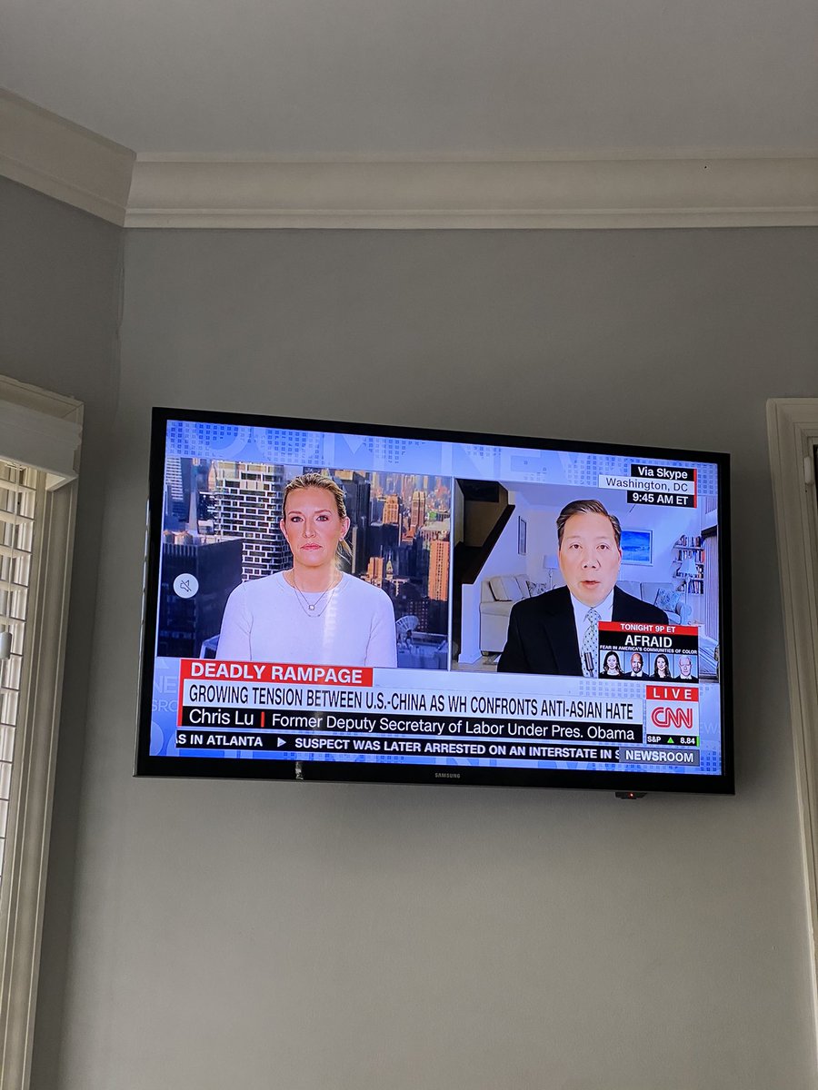 Mkandel's tweet photo. The one and only @ChrisLu44 in my kitchen this AM. #FNProud https://t.co/CLub6VvKjE
