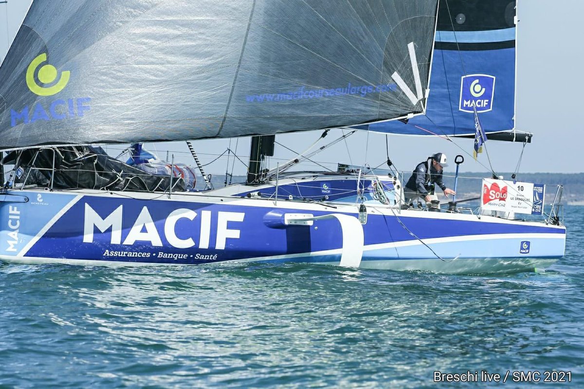 SkipperMacif's tweet photo. [@SoloMCoQ]
Et de 2️⃣ pour @QuirogaPierre qui passe la bouée n•1 au large de Bourgenay en tête 🤩
👉🏼 Suivi de très près par @erwanledraoulec qui la franchit quant à lui à la 4️⃣e place 🚀
On ne lâche rien les #Macifboys 💪🏽
#Macifcourseaularge
#SkipperMacif https://t.co/A3Riwgl5gW