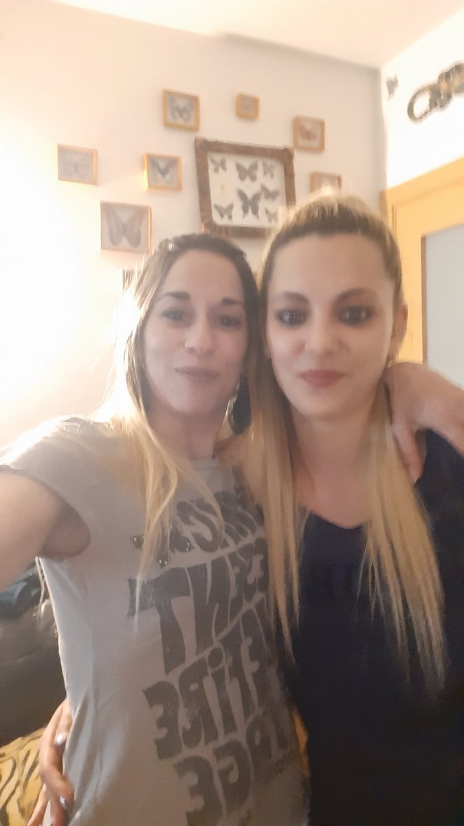 84Chula's tweet photo. Un día especial como otro cualquiera 🥳😊💋2021/3 https://t.co/gaZRxTNa6m