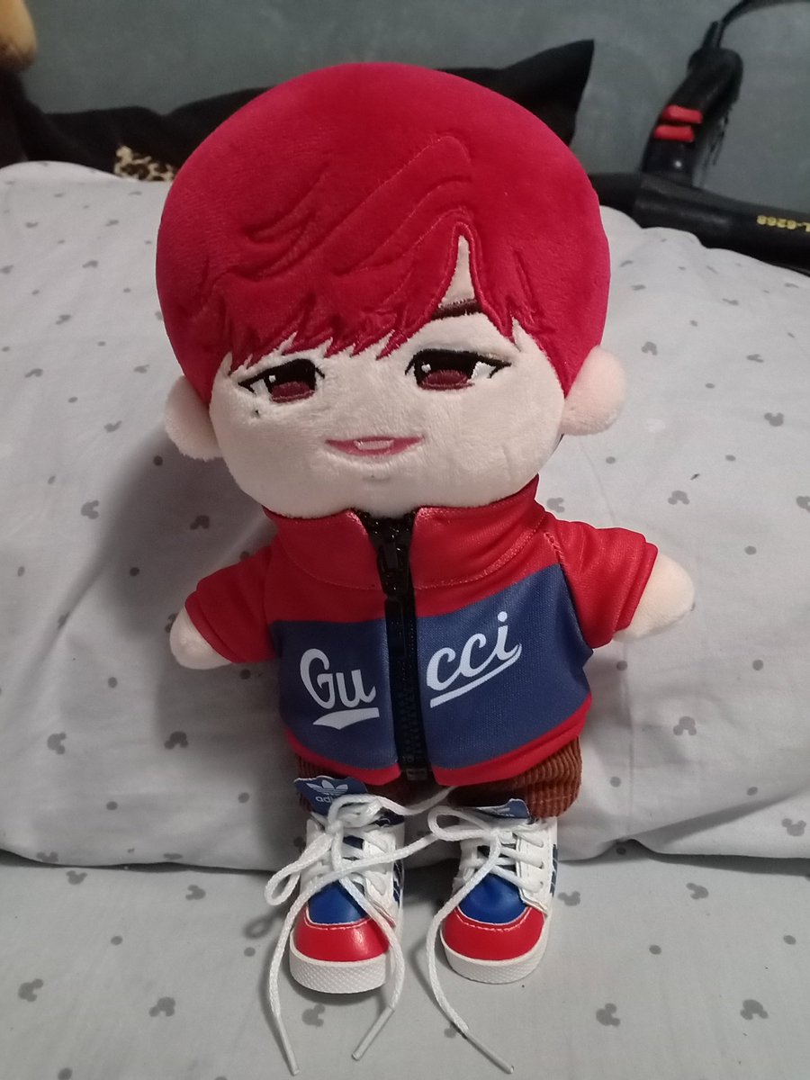 tidarat_n_'s tweet photo. ชุดมาแล้ว งานเย็บดีมาก♥️♥️
ใส่แล้วหล่อสุดๆไปเลย 🥰#ccchureview https://t.co/croI7xYskw