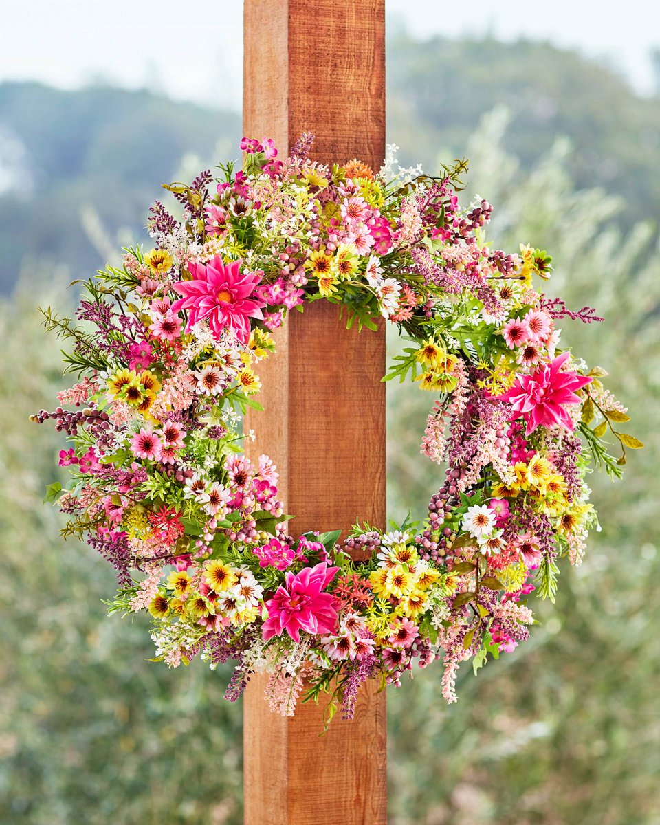 balsamhill's tweet photo. The beautiful look of freshly gathered wildflowers is always in fashion, wouldn't you agree?  Get a chance to #win your own Outdoor Wildflower Fields Wreath on Day 9 of our #12DaysOfSpringGiveaway: https://t.co/0XdLvUKLsb #giveaway #spring #fauxflorals https://t.co/7Y7OOddIJF