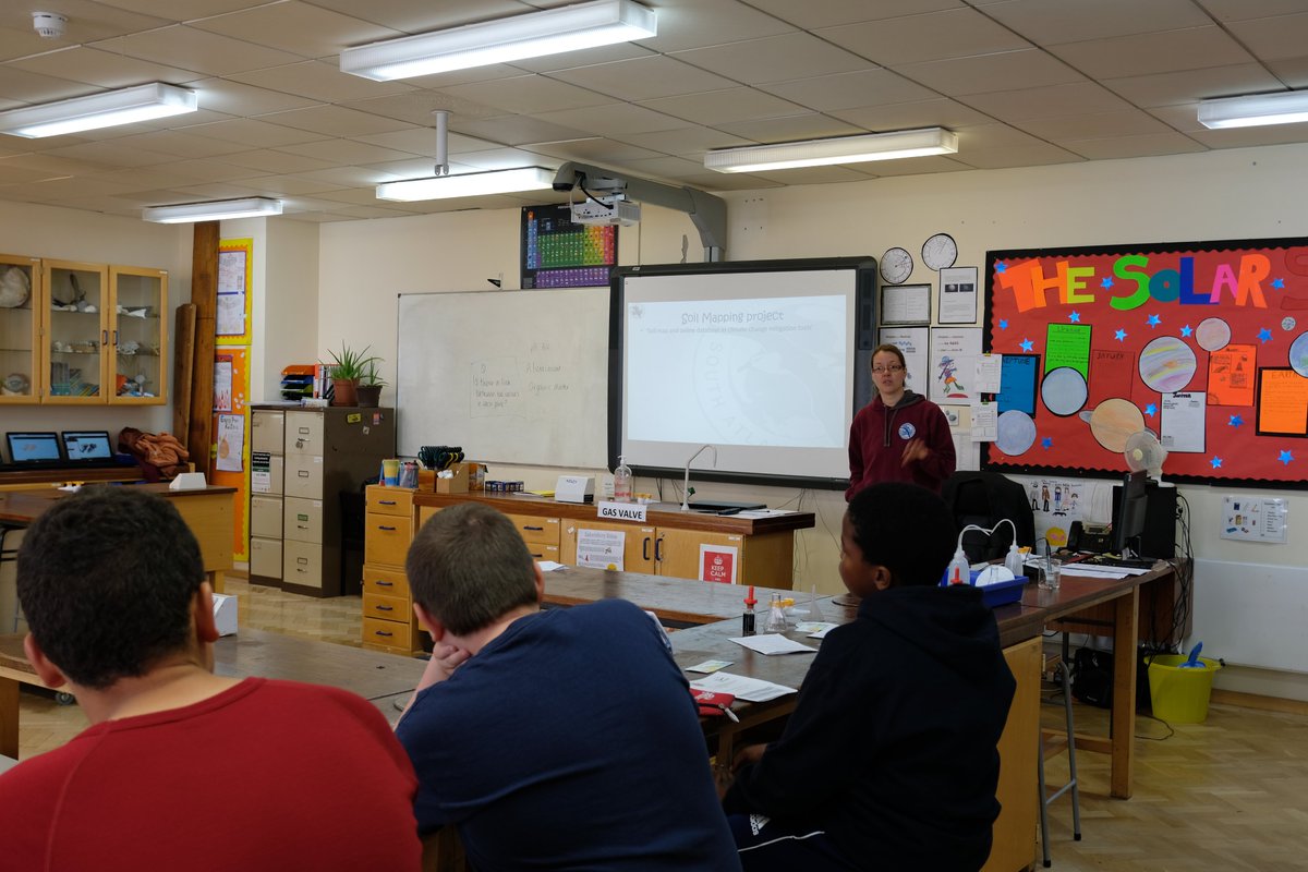 SAERI_FI's tweet photo. We had a great session at the Falkland Islands Community School's #CareersDay last week. A wonderful chance for SAERI scientists to share their career journeys &amp; inspire the students with the amazing projects they have been a part of. #FalklandSoils #MMAProject #VMEProject. https://t.co/K0RFcWkxmE