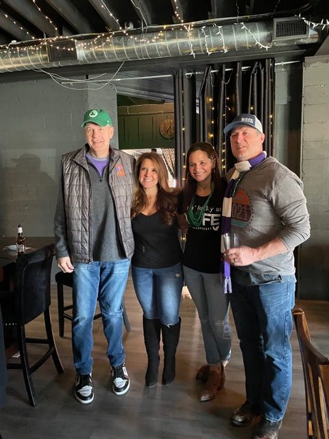 BunklineStore's tweet image. Congratulations to John and Rebecca Murphy on their 1 year anniversary!!! Thank you for your loyalty and looking forward to more collaborative projects!