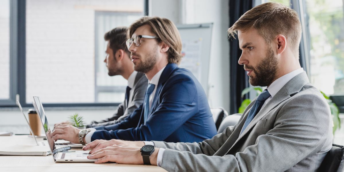 5 Business Advantages of Adopting Office 365® vlnk.io/3tD7taq