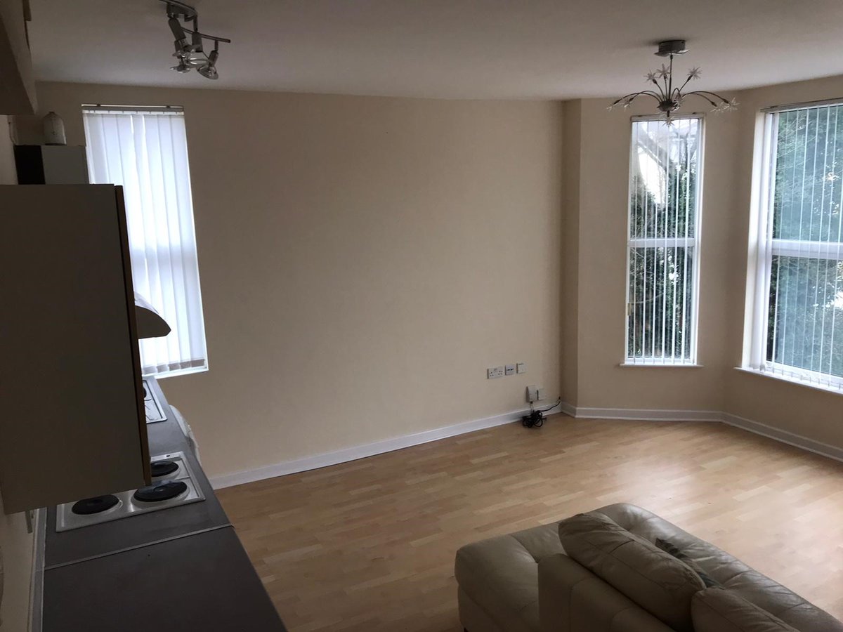 Space Estate Agents tweet media