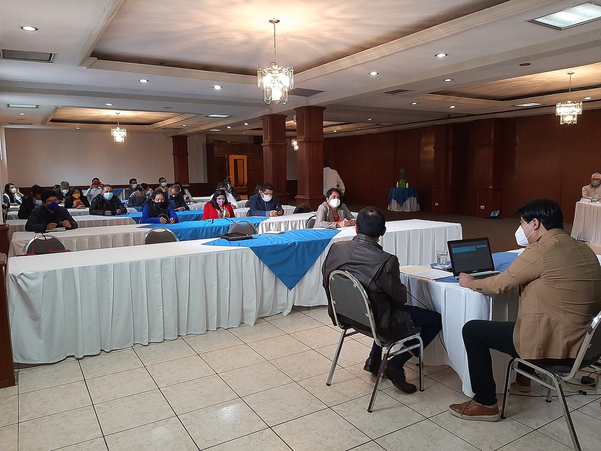 PSPCGuate's tweet photo. #Quetzaltenango primer módulo: Historia de Guatemala. " Es importante que todas las generaciones conozcamos de historia de nuestro país, es una responsabilidad, porque hubo muchos  acontecimientos que marcaron nuestra actualidad" Antropólogo Fernando Moscoso miembro de la PSPC. https://t.co/UxDuC4agsT