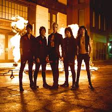 Lindsey50918023's tweet photo. Just leaving these handsome chaps here for you all to admire. Along with a huge Thank you to all the guys from @blackveilbrides for keeping fans spirits up and producing some great hits and doing their various live streams etc during the covid 19 pandemic xxxx πππππ #BVB4Eva https://t.co/WIiMHiLyzq