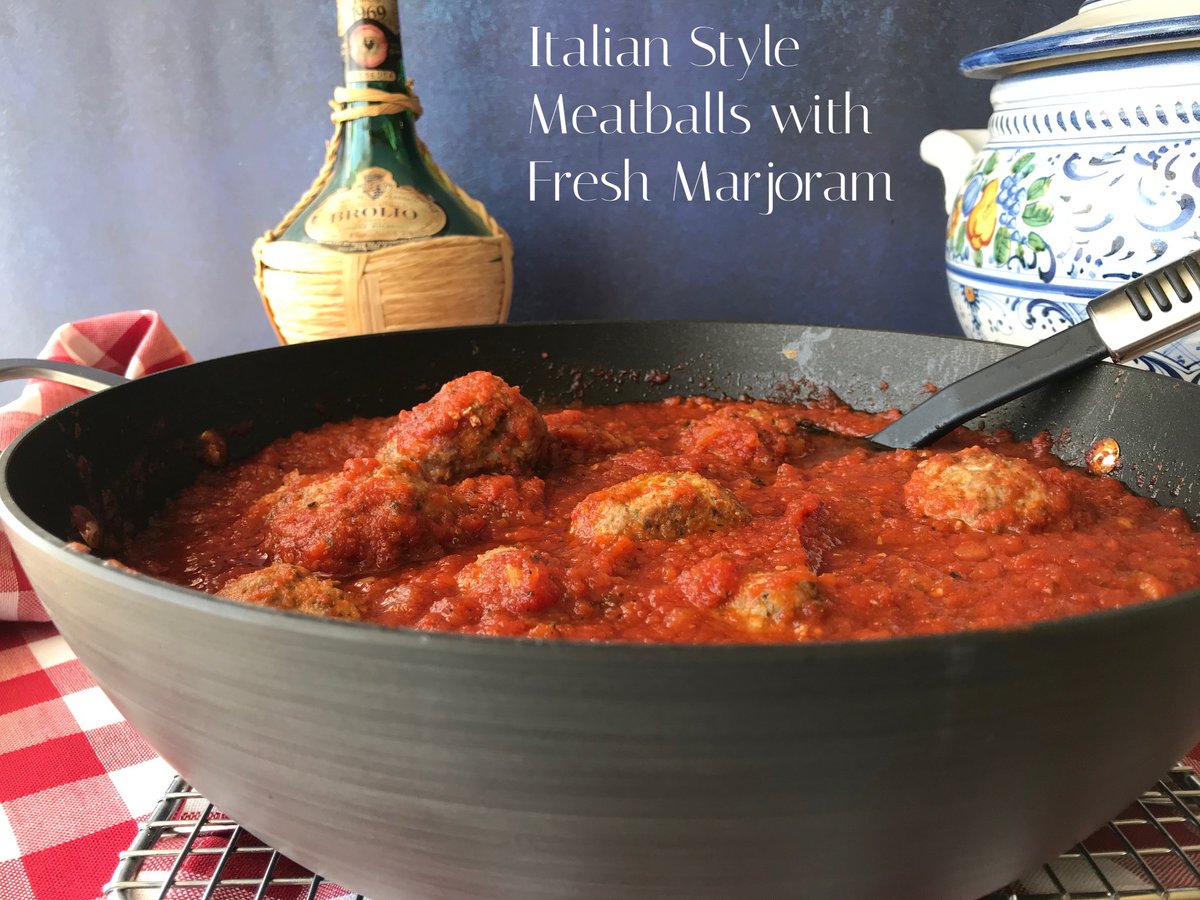 CookingBudget's tweet photo. ITALIAN STYLE MEATBALLS with FRESH MARJORAM recipe. These meatballs are so tender and delicious. You will want these to be your go to meatball recipe.
RECIPE: https://t.co/8grHnhMqBS https://t.co/MKBMiQyrDu