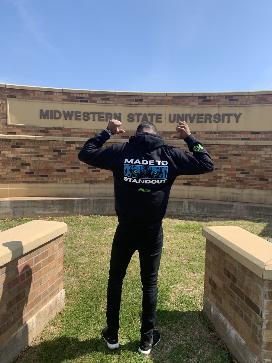HooksShunde's tweet photo. It is imperative that we stand out and be who we are destined to be. Support this uplifting movement by purchasing clothing and accessories, click the link below to gain access to this trendsetting experience 
https://t.co/opRDRM8vNJ
Use the Discount code at checkout:MTSO-15% https://t.co/RvKxDybnfL