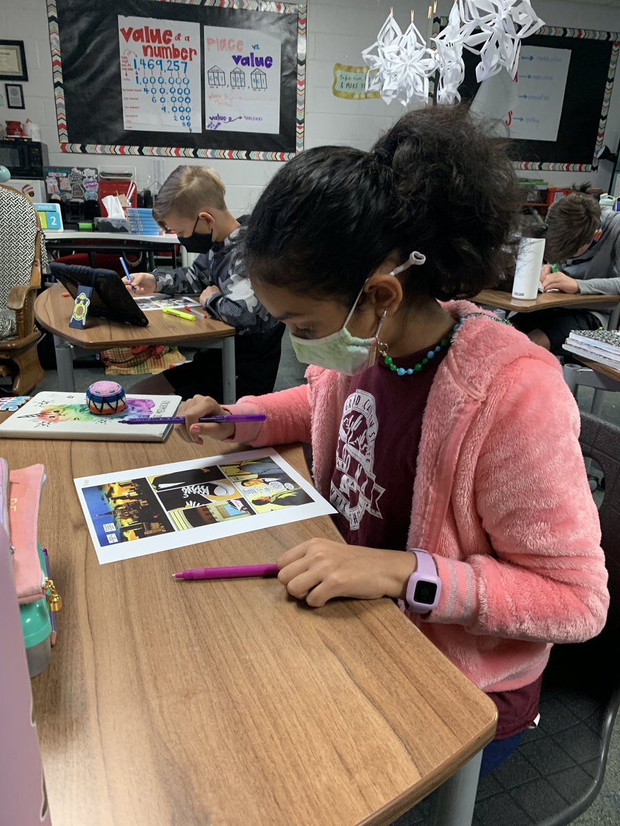 pinkgraves's tweet image. Reading comics AND doing math? Yes please! #identifyingangles #75019math #cisdbettertogether #cisdourstory