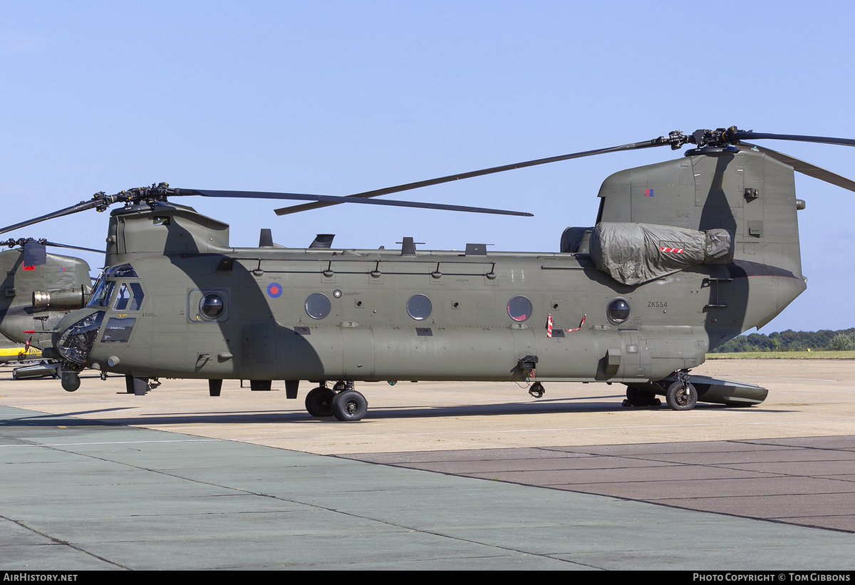 scan_sky's tweet photo. #RAF - Chinook HC.6 - #ZK554 - #JACK22
Overhead & Sounding Lovely - Looks To Have Come Out Of Fleetlands - Where She's Most Likely Been In For Maintenance By @StandardAero. https://t.co/AAXMmcqdlG