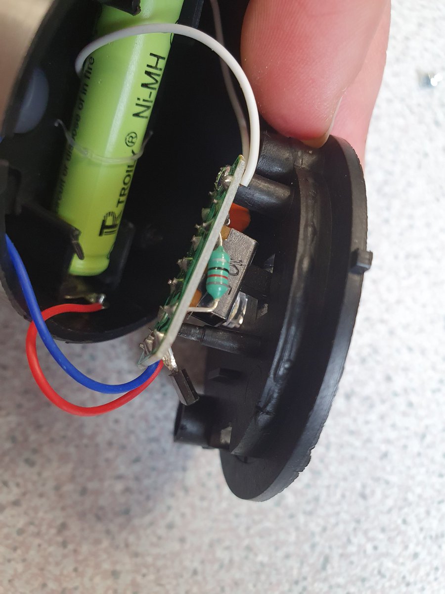 MissSpencerDT's tweet photo. Spent the engineering lesson today taking things apart to discuss what they're made from, how they are manufactured, and how they work... #Disassembly #GCSEEngineering #Engineering https://t.co/ieiPPGzjOs