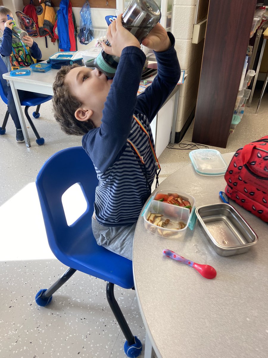 MrsDeCoste's tweet photo. The Great Gulp! @SettlersGreenPS @MrsHickey3 https://t.co/y9lCfK3J5g