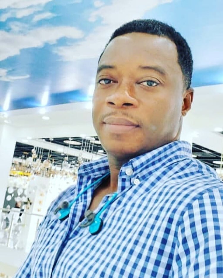 smoothies_yummy's tweet photo. Happy birthday Founder and Managing Director of @smoothies_yummy God bless your new age Sir. May your vision never fade all your dreams shall see the bryt morning sun💡💡 protection and guidance is what we ask for🙏🏻 Thanks for giving us better tasty and yummy smoothies🕊🕊❤️ https://t.co/YkKeGU55gQ