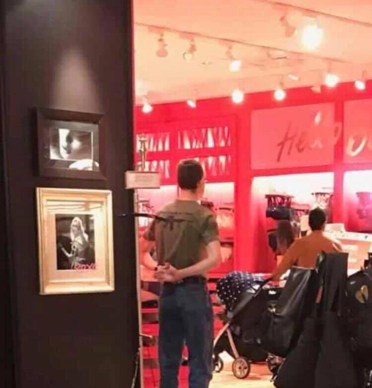 TheEpicDept's tweet photo. Boots standing at parade rest out in the wild https://t.co/YGQ2flX5CF