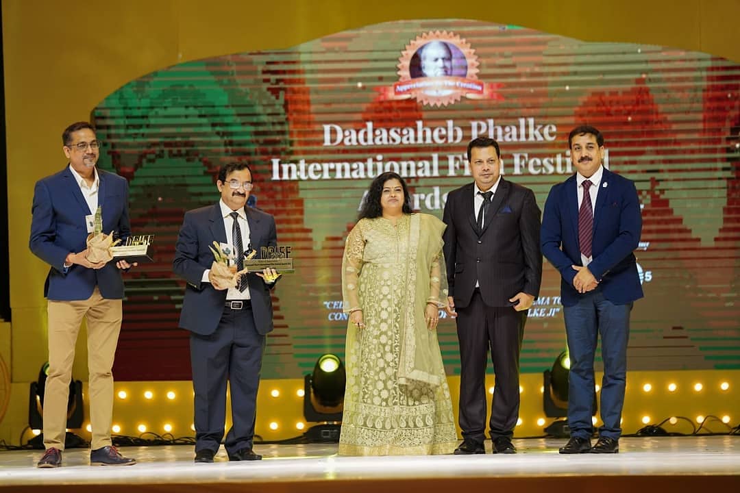 Dpiff_official's tweet photo. Thank you @biryanibykilo to Co-Power Dadasahab Phalke International Film Festival and making it a grand success
.
.
.
#dpiff #dpiff2021 #dpiffawards #biryanibykilo #dpiffdiaries #dpiffglimpse #dpifflegacy #dpiff_official #dpifftalks #awards #awardshow #cinema #awardwinning https://t.co/TZJ0yQtncj