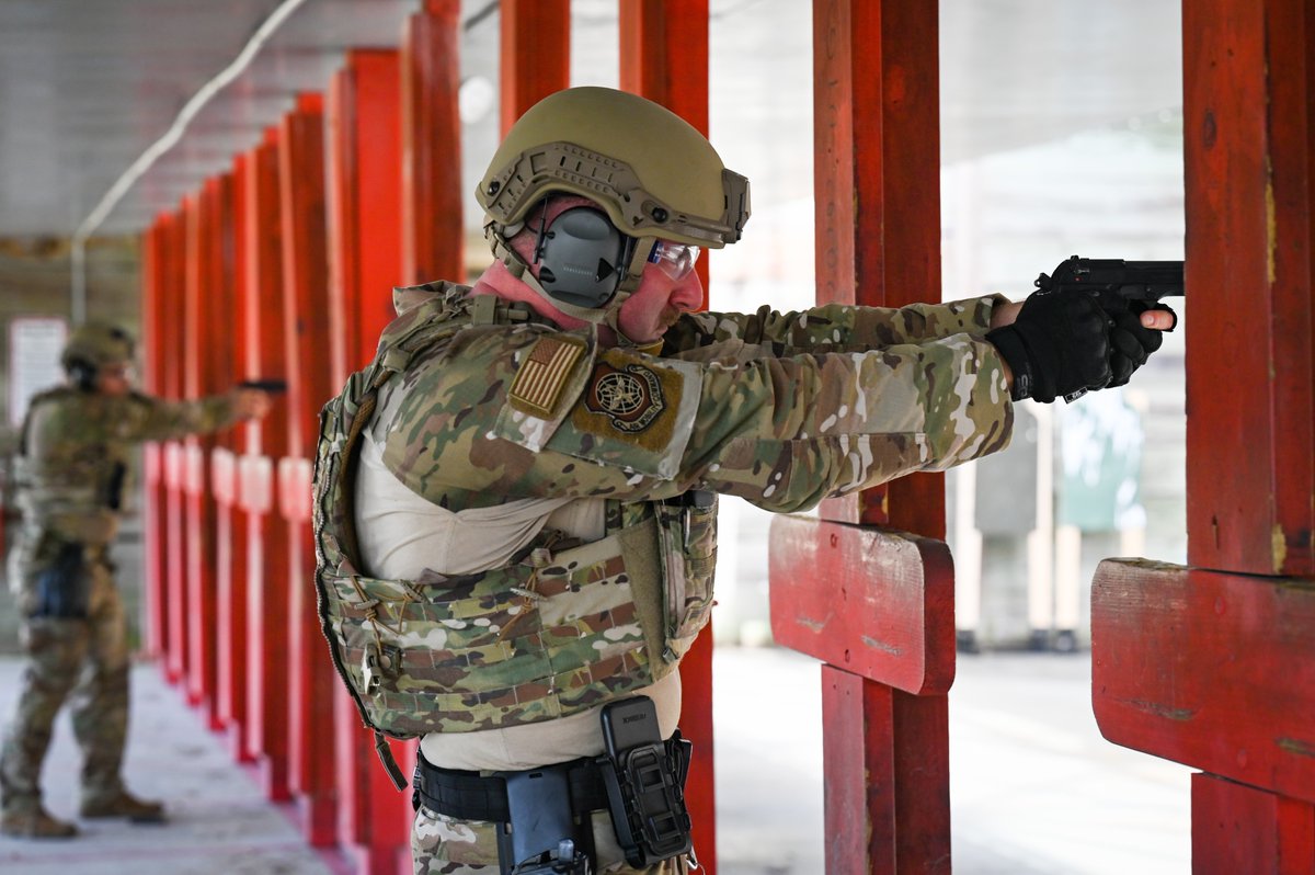 165thAW's tweet photo. 165th Security Forces Squadron holds tryouts for new Strategic Response Team March 12 in Savannah, Ga. Read more: https://t.co/BgSPDNxG7Z

@GeorgiaGuard @USNationalGuard @AirNatlGuard https://t.co/c7JNhNm7GO