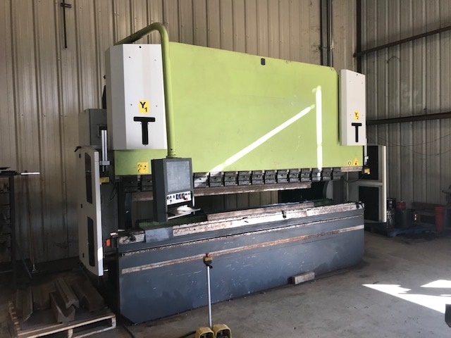 PearlEquipment's tweet photo. Just added CNC Hydraulic Press Brake from Toskar. 2014 Year Model. 
See Specs: https://t.co/3CHumj0Ozq https://t.co/neenlV12BU
