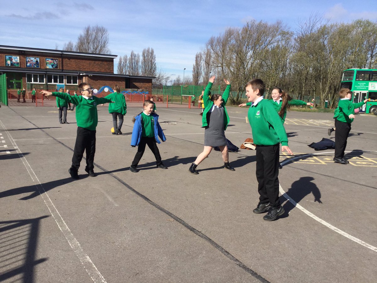 CaldiPrimary's tweet photo. Y5 completing day 1 of our jumping jacks challenge for the Tees Valley Easter School Games.@MiddlesbroSGO #getteesvalleyactive #teesvalleyschoolgames #yourschoolgames https://t.co/No2d8czZdy