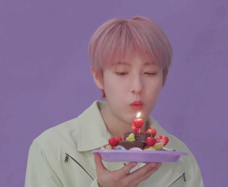 fluffyhaechann's tweet photo. "𝙎𝙚𝙡𝙖𝙢𝙖𝙩 𝙪𝙡𝙖𝙣𝙜 𝙩𝙖𝙝𝙪𝙣, 𝙖𝙣𝙖𝙠 𝙝𝙚𝙗𝙖𝙩."

Setiap hari memang spesial, tidak ada bedanya. Tapi untuk hari ini perlu diingatkan bahwa pada tanggal ini, seorang anak hebat telah berhasil keluar untuk mengarungi hebatnya dunia. https://t.co/Fp7lx1Gpmm